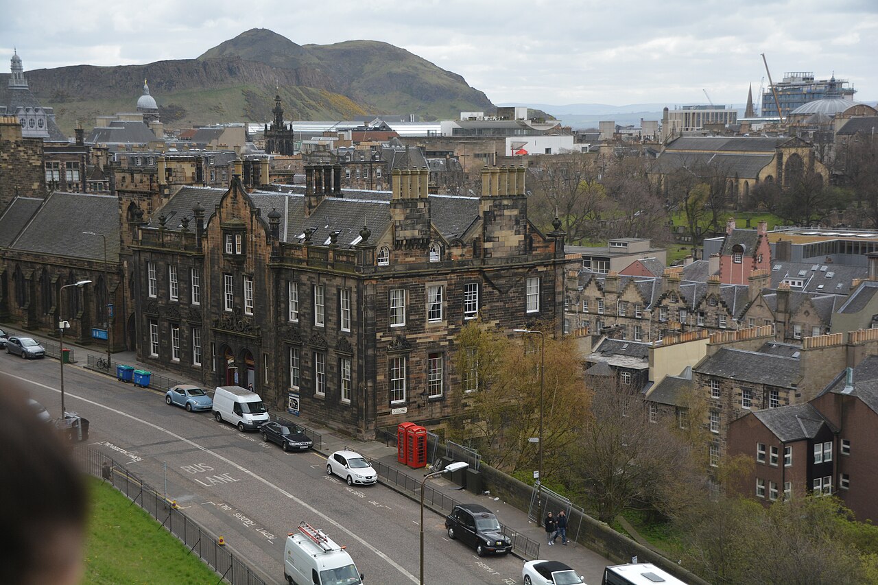 Edinburgh , City Scenery - geograph.org.uk - 4947471