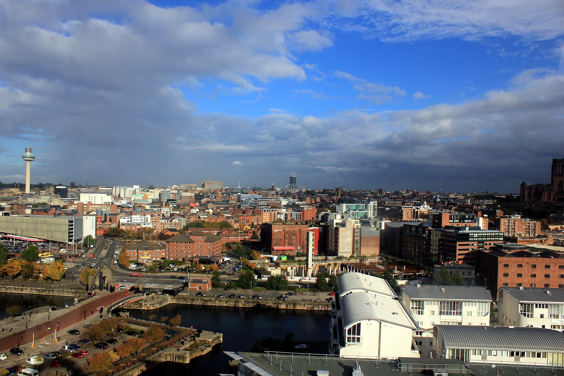 Liverpool Skyline - geograph.org.uk - 3188198